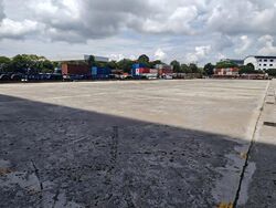 Gul Way (D22), Warehouse #485175411